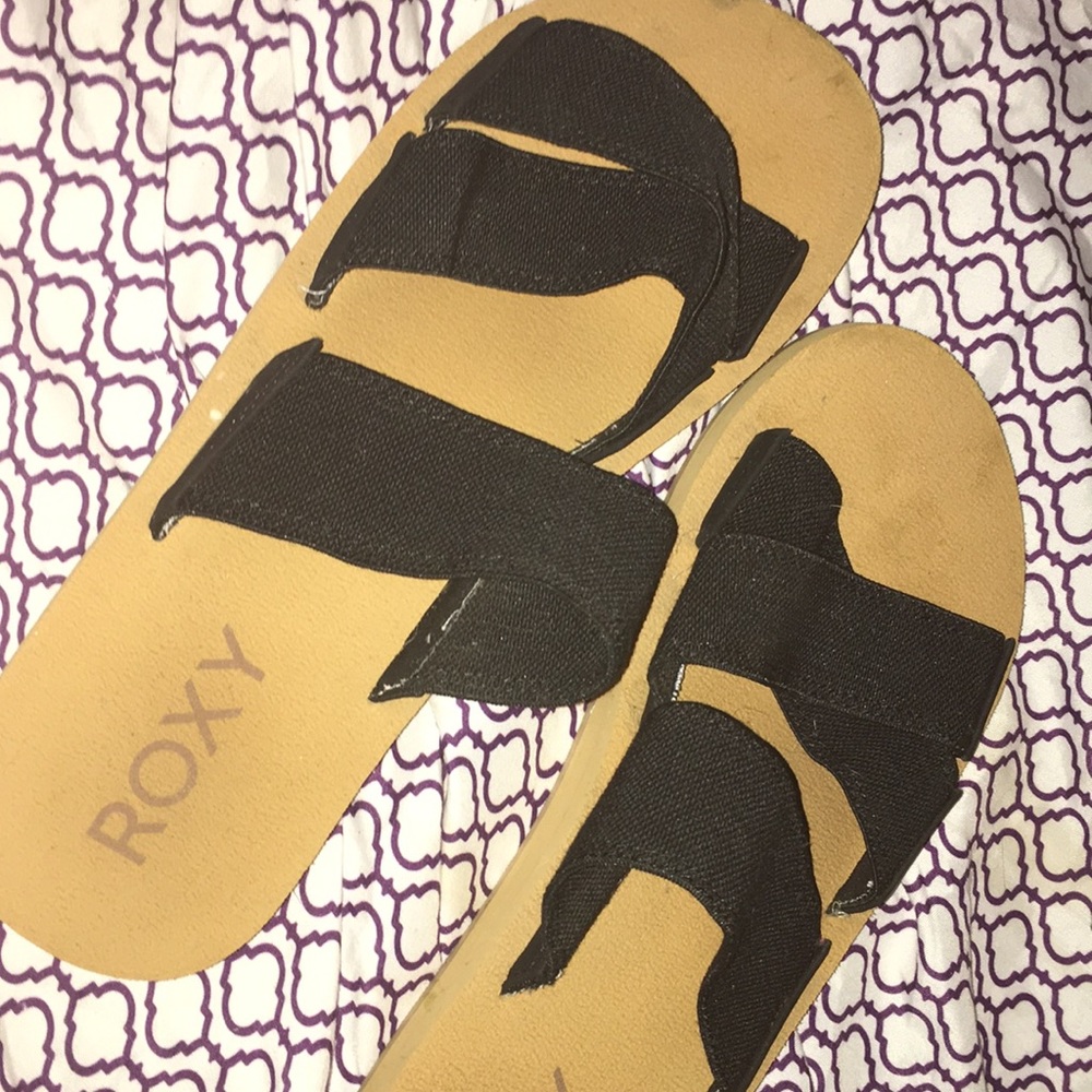 black strap sandals